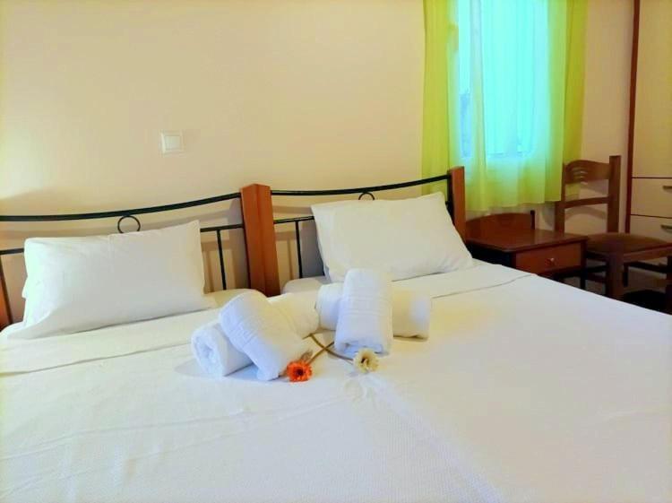 Lourantos Bayside Apartments Vathy  Ngoại thất bức ảnh