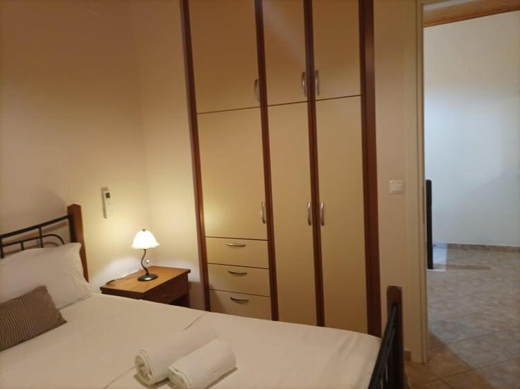 Lourantos Bayside Apartments Vathy  Ngoại thất bức ảnh