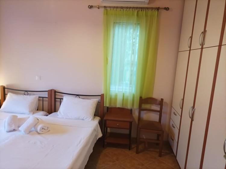 Lourantos Bayside Apartments Vathy  Ngoại thất bức ảnh